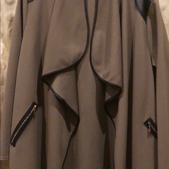 Brown and Black Jacket/Poncho from Paris Boutique - Picture 4 of 4